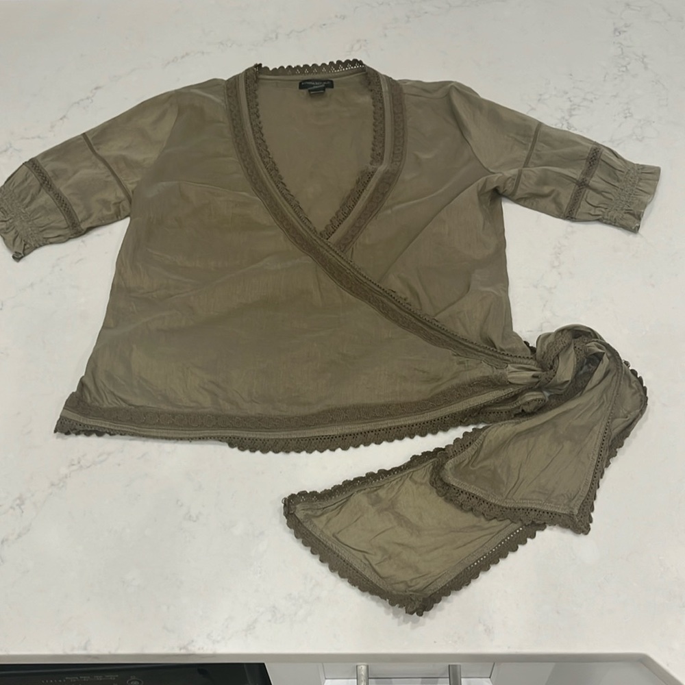 Banana Republic Cross Around the Waist Women's Size Large Short Sleeve Top